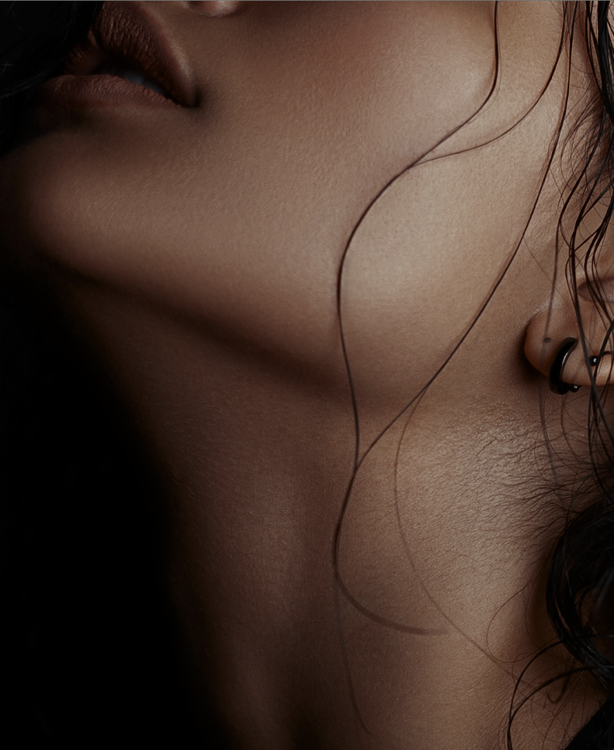 Nefertiti neck lift